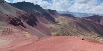 Machu Picchu + Rainbow Mountain to Red Valley 3 Days