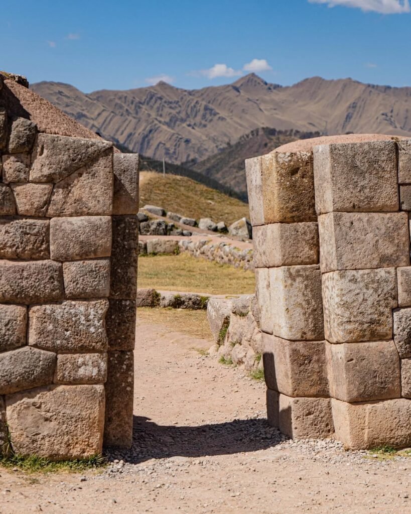 Pucapucara Inca military post that was the checkpoint for entering Cusco and also served as a resting place.