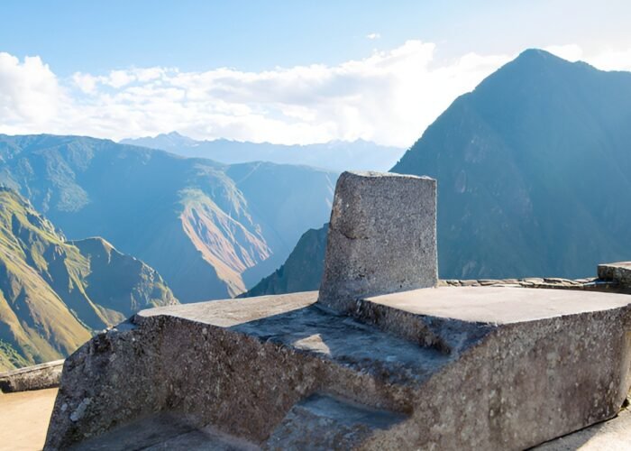 Unveiling the Mysteries of the Intihuatana Stone at Machu Picchu