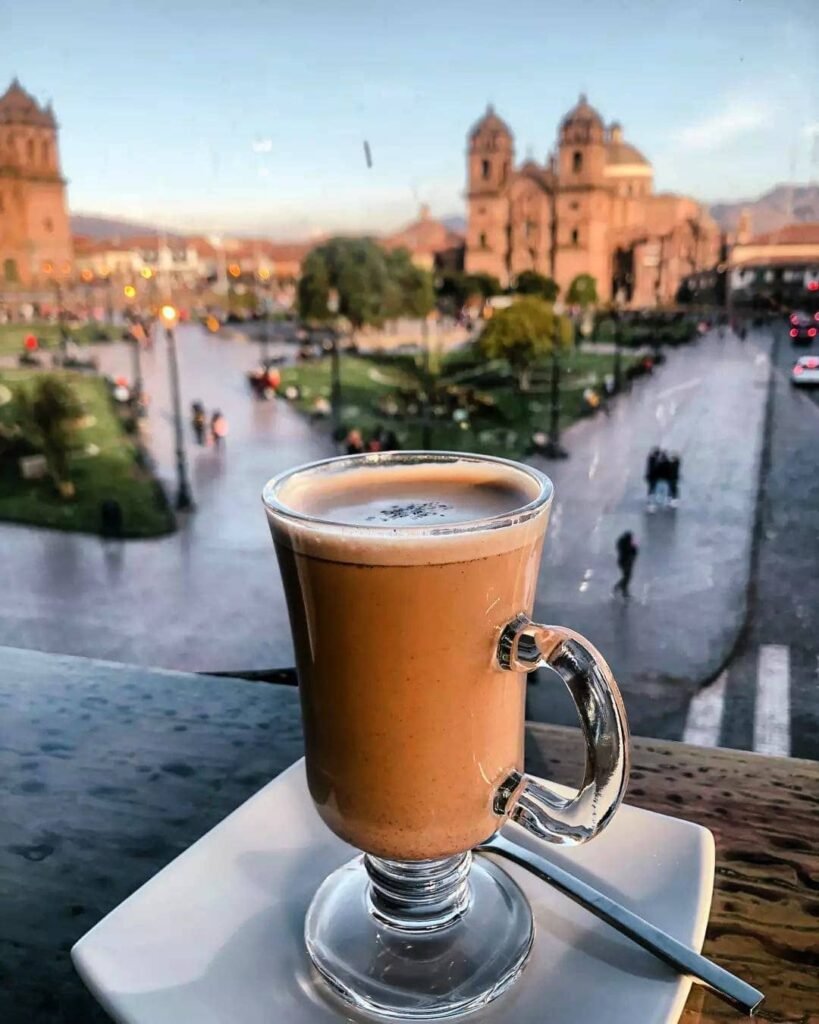 You would miss this delicious hot chocolate with this view of the entire Plaza Mayor in Cusco