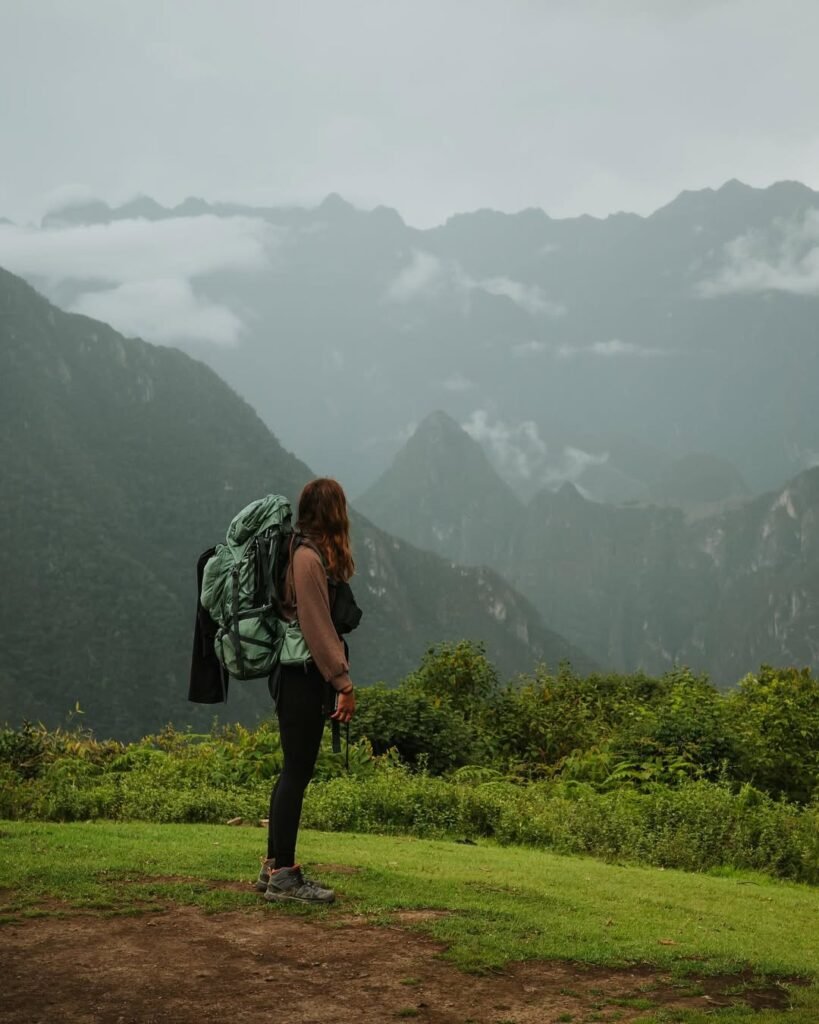 Impressive snow-capped mountains, unforgettable landscapes and a unique connection with the Andes await you in this epic challenge.