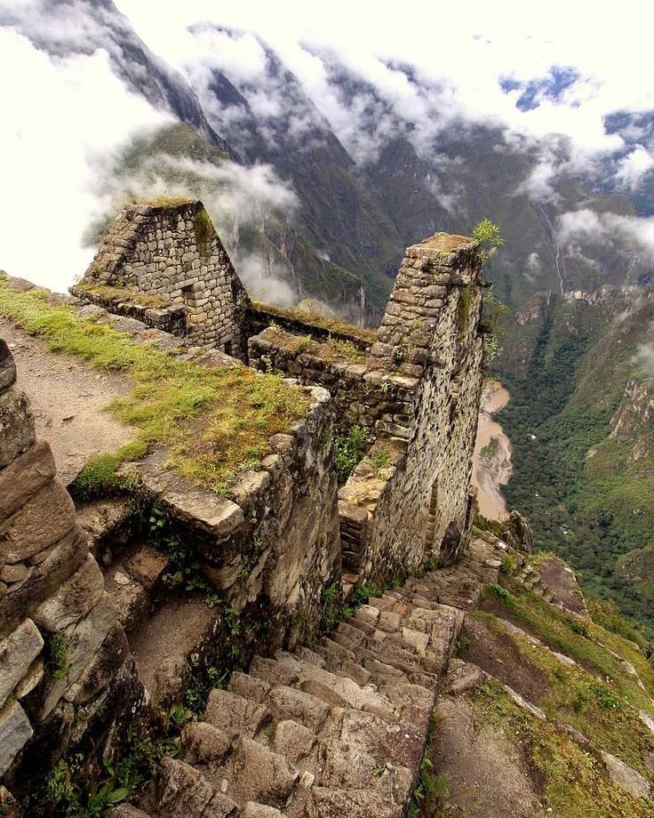 Incredible climb to Huayna Picchu still