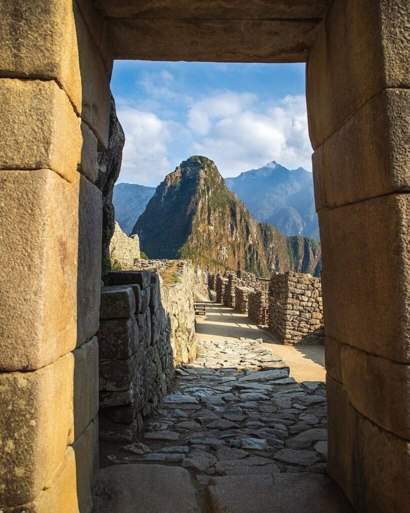 ENTRANCE GATE TO THE LLAQTA OF MACHU PICCHU 