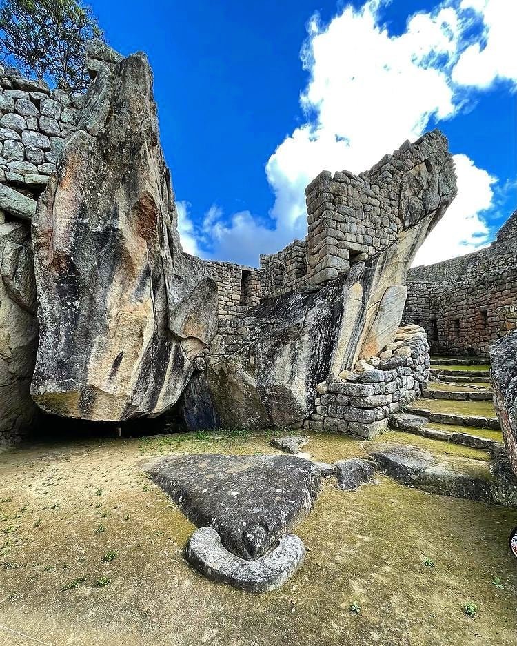 The “Temple of the Condor” is one of the most spectacular examples of what the Incas could do with stones in their natural position.